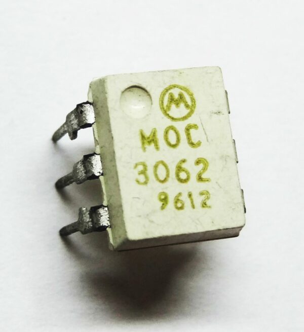 Оптосимистор MOC3062 (Motorola) - 6-Pin DIP Zero-Cross Optoisolators